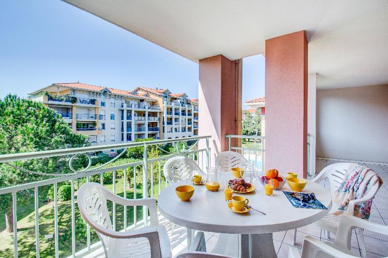 Apartahotel Vacancéole - Les Calanques Du Parc